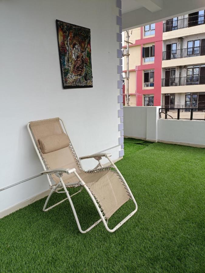 Leela Homestay Jabalpur - Lily - 2 Bhk Luxury Appartment Eksteriør billede