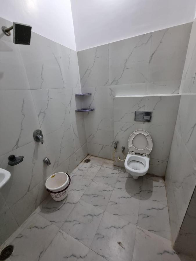 Leela Homestay Jabalpur - Lily - 2 Bhk Luxury Appartment Eksteriør billede