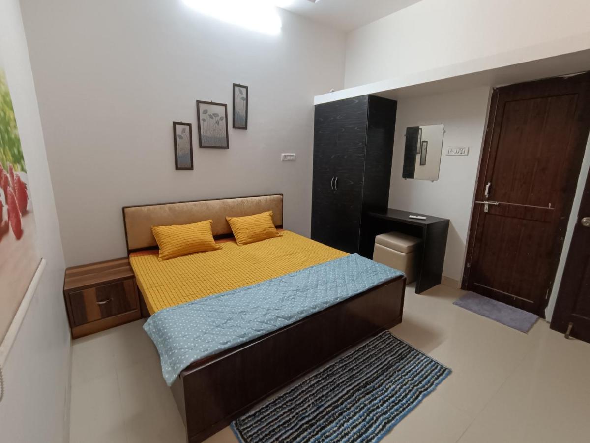 Leela Homestay Jabalpur - Lily - 2 Bhk Luxury Appartment Eksteriør billede