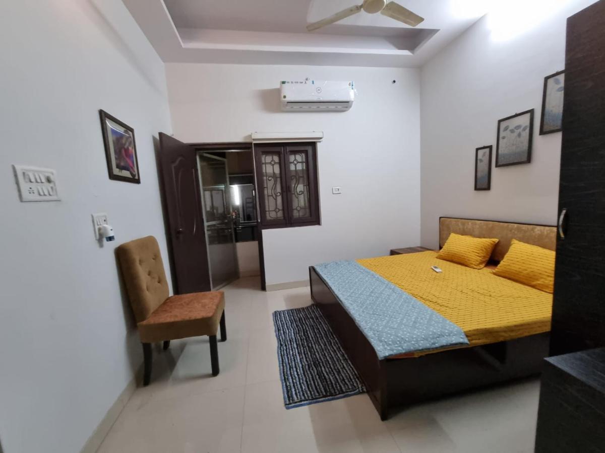 Leela Homestay Jabalpur - Lily - 2 Bhk Luxury Appartment Eksteriør billede