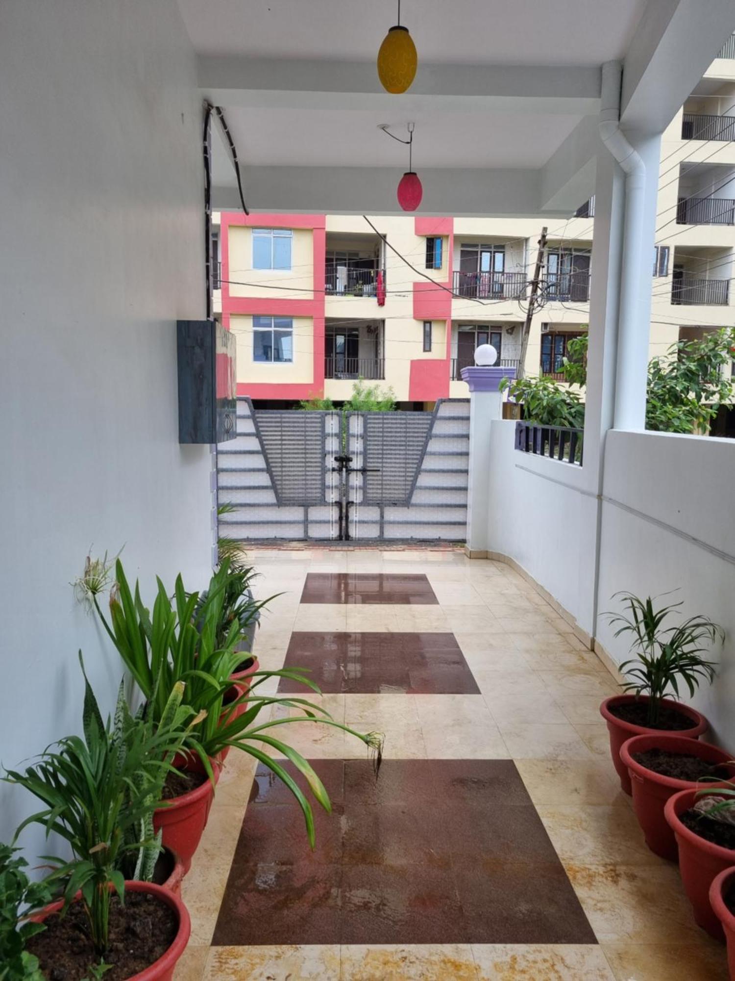 Leela Homestay Jabalpur - Lily - 2 Bhk Luxury Appartment Eksteriør billede
