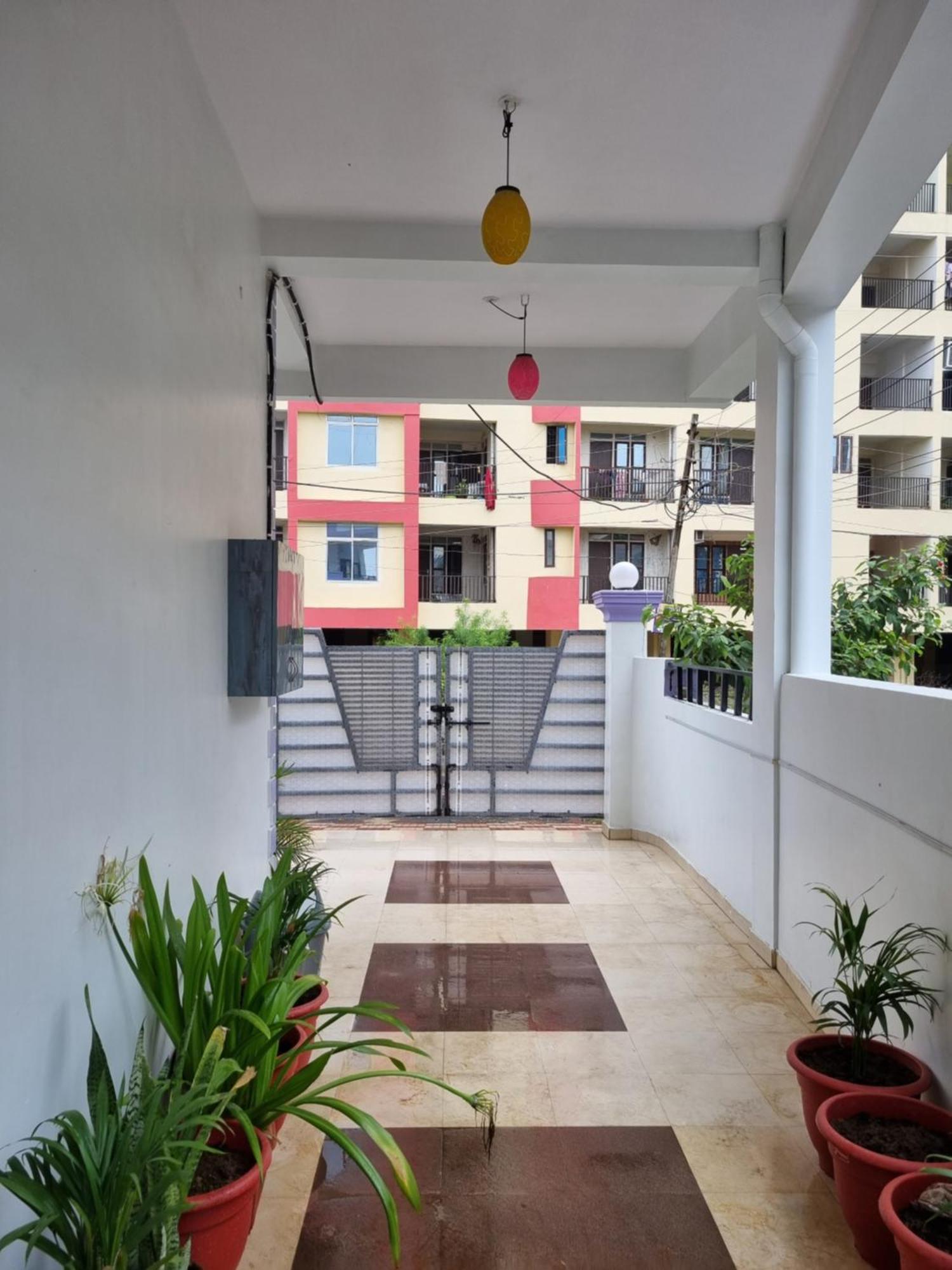 Leela Homestay Jabalpur - Lily - 2 Bhk Luxury Appartment Eksteriør billede
